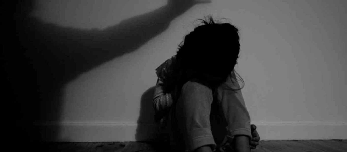 Κρήτη: Νέες μαρτυρίες για την κακοποίηση του 19χρονου ΑμεΑ - Μεγάλωνε στα σπίτια των γειτόνων